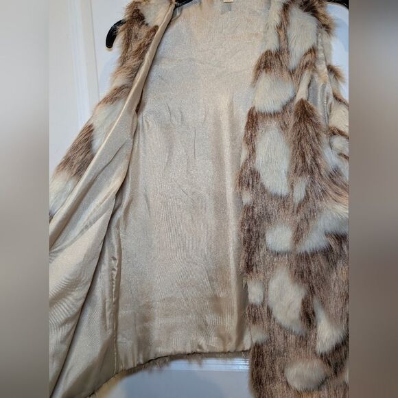 Decree Faux Fur Vest Spotted Patchwork Mob Wife Y2K Snow Leopard Medium Gilet - Picture 5 of 7